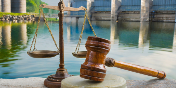 Legislações ambientais para o tratamento de efluentes industriais