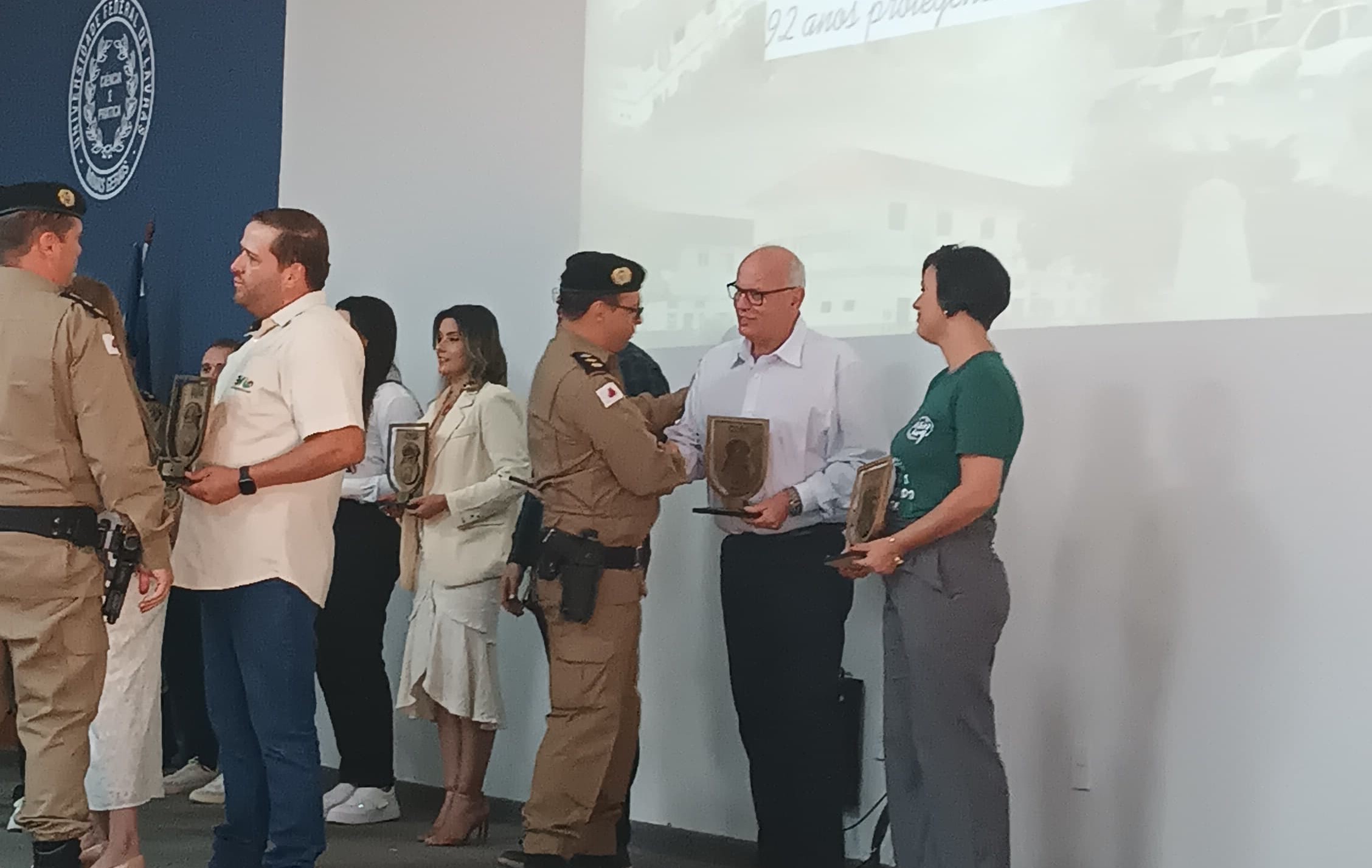 Pró-Ambiental é homenageada pelo 8º Batalhão de Polícia Militar de Minas Gerais