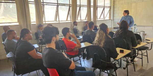 Pró-Ambiental realiza treinamento sobre identificação e segregação de resíduos na Doimo Brasil